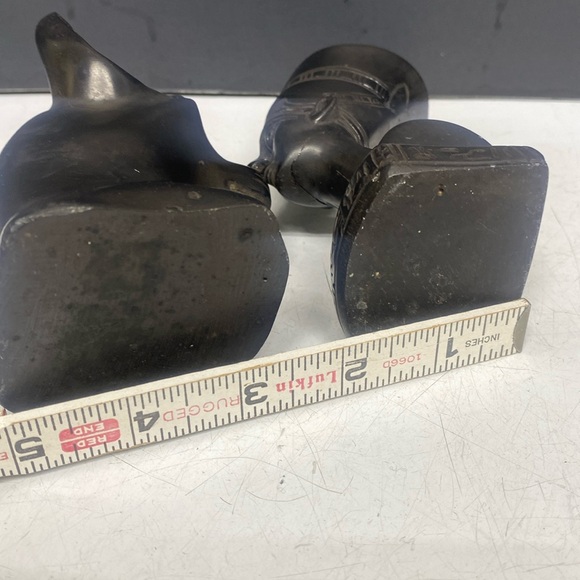 Nefertiti Bastet Goddesses Carved Stone Bust Sculptures Egyptian Head Set of Two - Picture 8 of 15